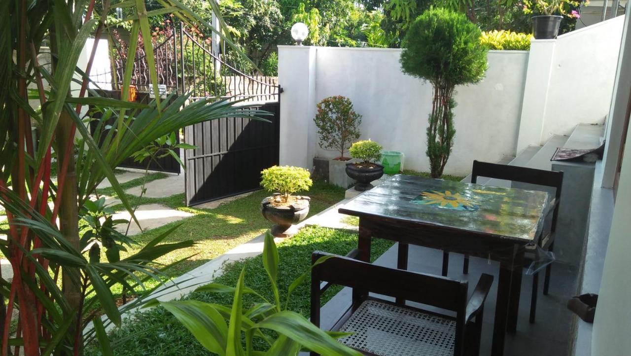 Singithi Villa Unawatuna Exterior photo